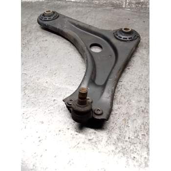 BRAZO SUSPENSION INFERIOR DELANTERO DERECHO 14HDI 2002