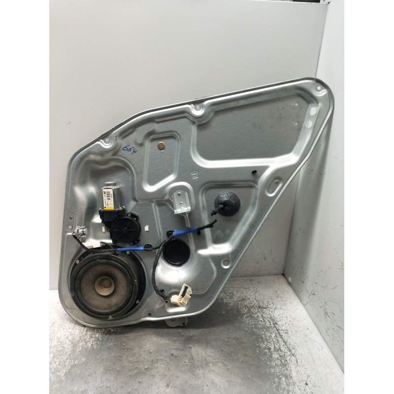 Recambio de elevalunas trasero derecho para hyundai sonata v (nf) 2.0 crdi referencia OEM IAM 400898 5P 