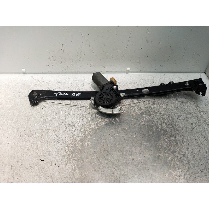 Recambio de elevalunas trasero derecho para bmw x5 (e53) 3.0d referencia OEM IAM 676283620640  5P