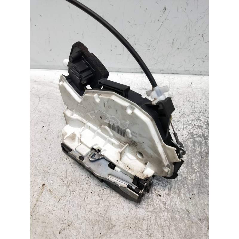 Recambio de motor cierre centralizado delantero derecho para volkswagen golf vi (5k1) advance referencia OEM IAM 5K1837016B  3P