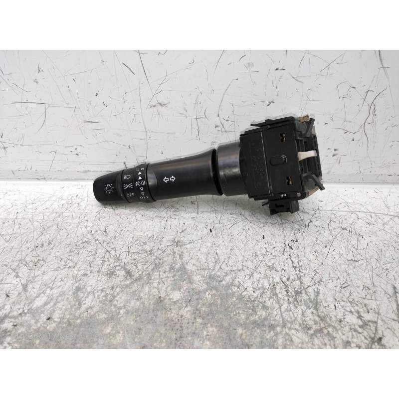 Recambio de mando luces para mitsubishi l 200 (ka0/kb0) 2.5 di-d cat referencia OEM IAM   2005