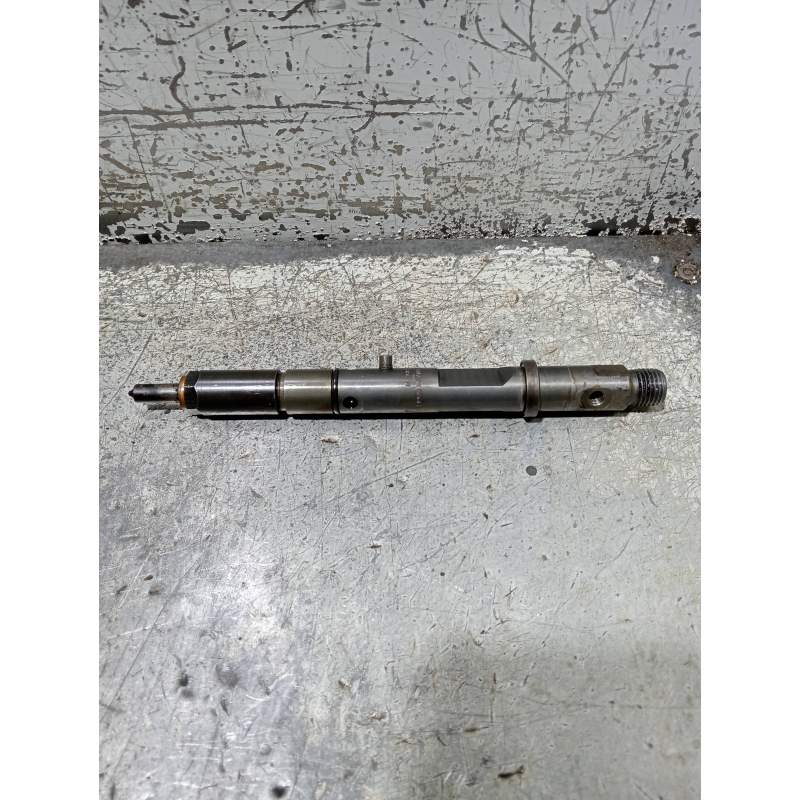 Recambio de inyector para audi a4 avant (8e) referencia OEM IAM 0432133795 059130201F BOSCH