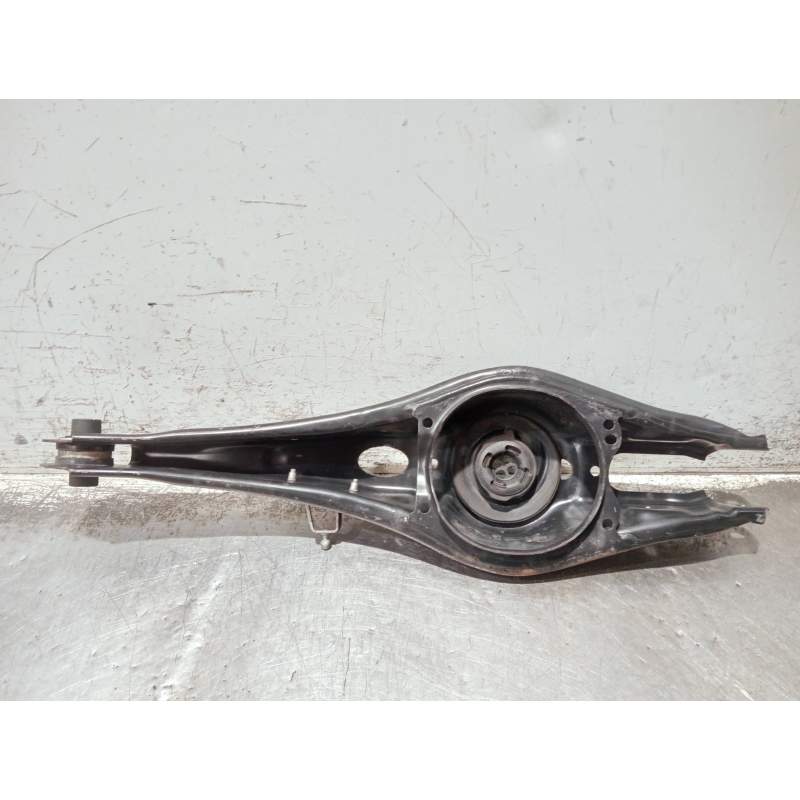 Recambio de brazo suspension inferior trasero izquierdo para seat leon (5f1) referencia OEM IAM 5Q0505311D  