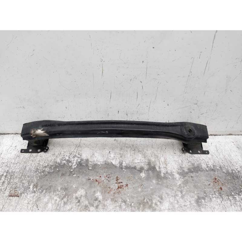 Recambio de refuerzo paragolpes delantero para seat leon (1p1) referencia OEM IAM   