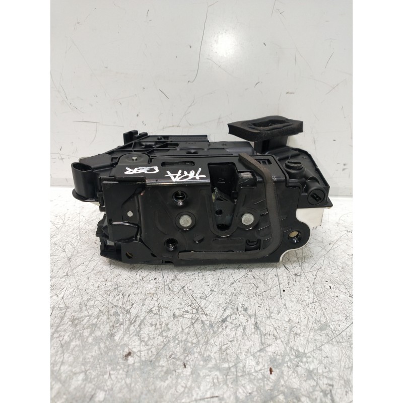 Recambio de motor cierre centralizado trasero derecho para skoda spaceback (5h) 1.4 tdi dpf referencia OEM IAM 5E0839016A  5P