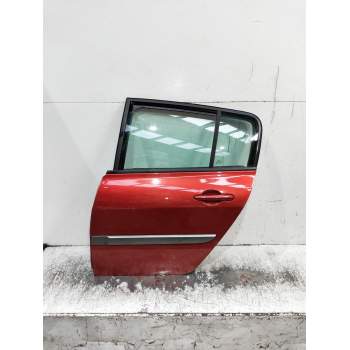 PUERTA TRASERA IZQUIERDA 5P 2003