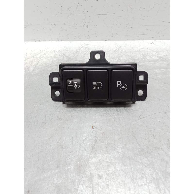 Recambio de mando luces para toyota c-hr (_x1_) 1.8 hybrid (zyx10_, zyx11_) referencia OEM IAM 55447F4010  2016