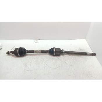 TRANSMISION DELANTERA DERECHA 8KGX36823 