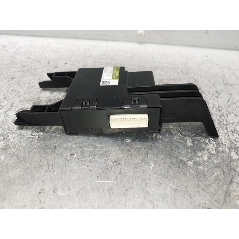 Recambio de modulo electronico para toyota iq básico referencia OEM IAM 8865074011 1777002721 