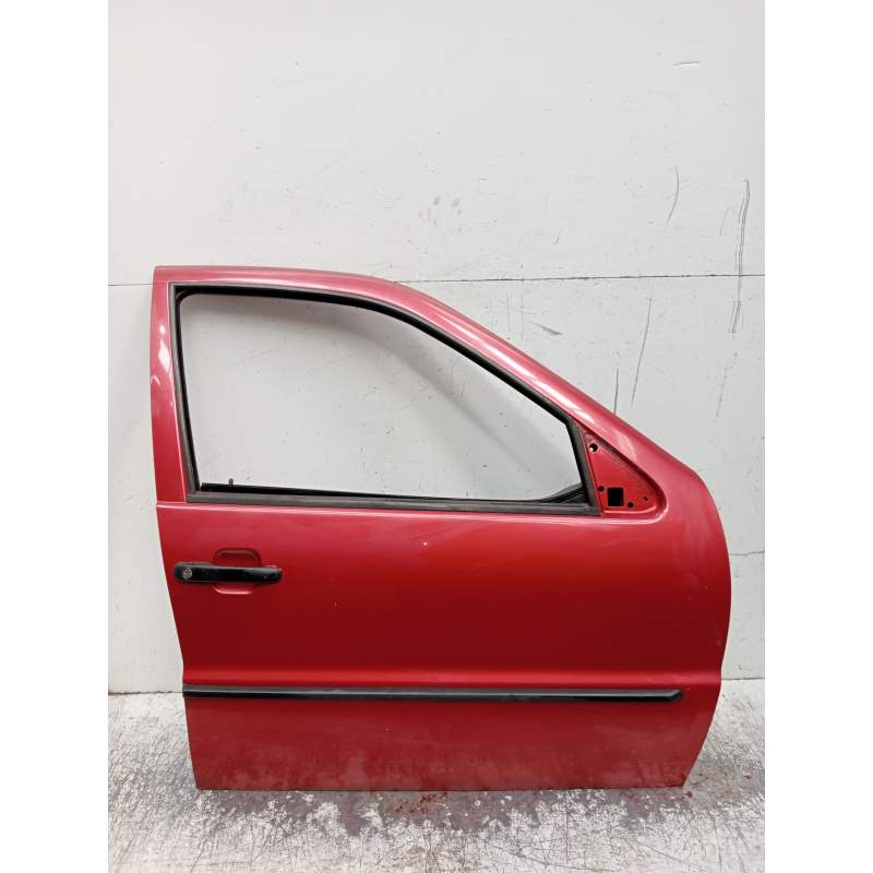 Recambio de puerta delantera derecha para volkswagen polo iii (6n1) 60 1.4 referencia OEM IAM   5P