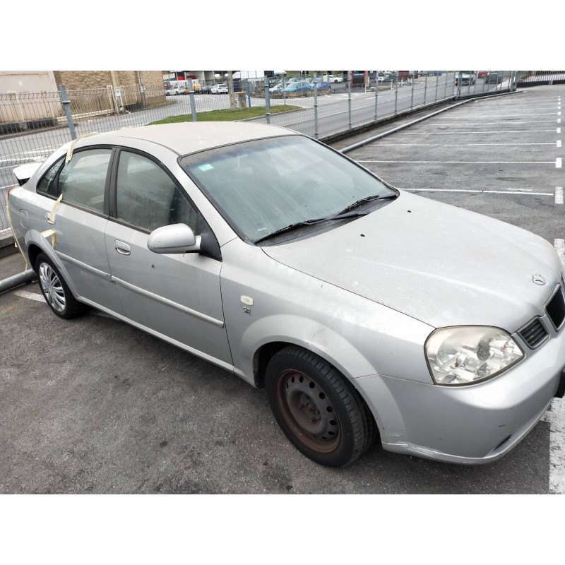 daewoo nubira berlina del año 2004