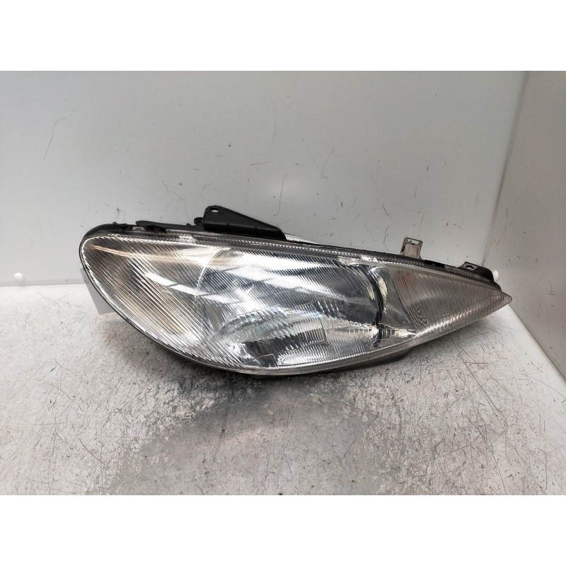 Recambio de faro derecho para peugeot 206 berlina xr referencia OEM IAM   