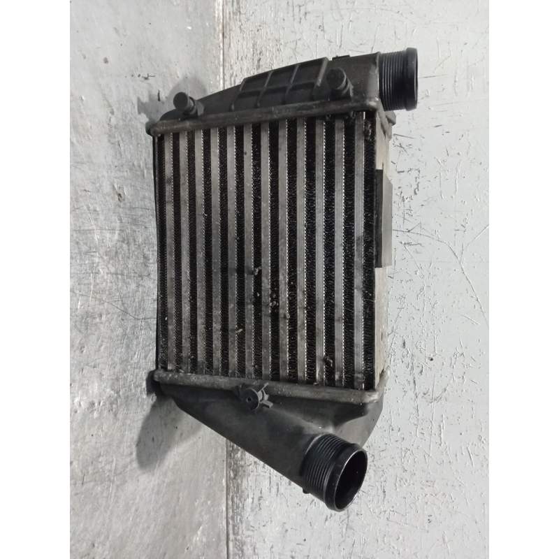 Recambio de intercooler para audi a4 b7 (8ec) 3.0 tdi quattro referencia OEM IAM 8E0145808L 30TDI 2005