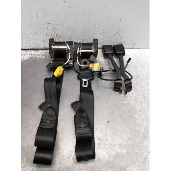 JUEGO CINTURONES DELANTERO 1T1857706RAA 33049822 5P