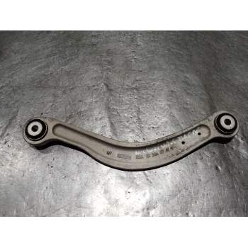 BRAZO SUSPENSION SUPERIOR TRASERO DERECHO 20407F15 400G W205/2014