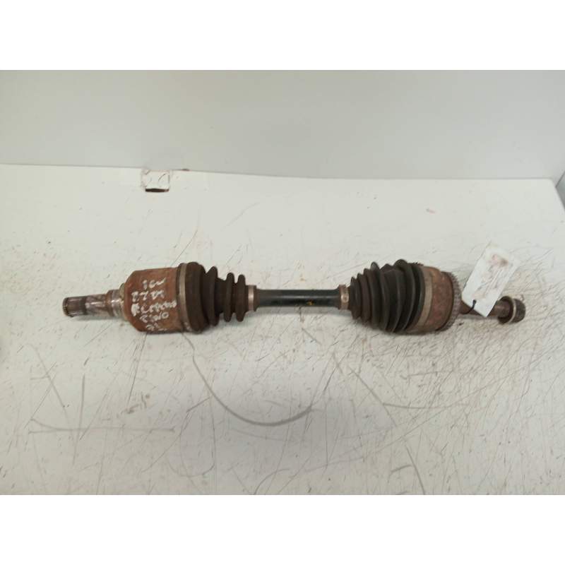 Recambio de transmision delantera izquierda para nissan almera tino (v10m) 2.2 16v turbodiesel cat referencia OEM IAM   
