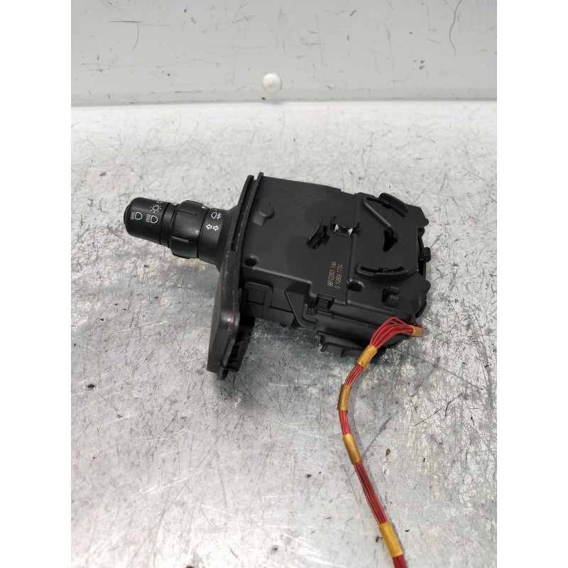 Recambio de mando luces para renault clio iii 1.5 dci diesel fap referencia OEM IAM   