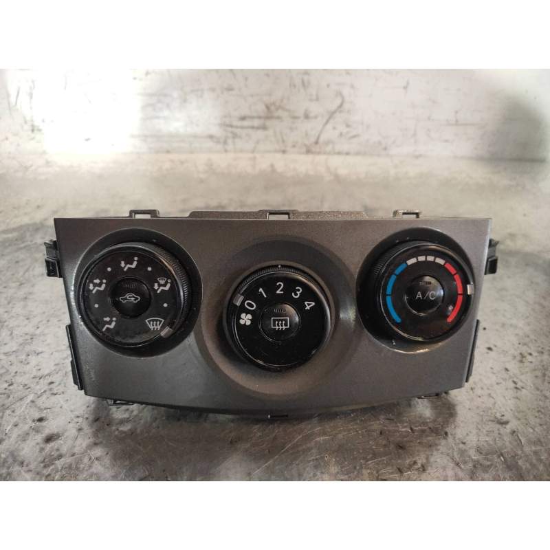 Recambio de mando calefaccion / aire acondicionado para toyota corolla (e15) luna referencia OEM IAM   