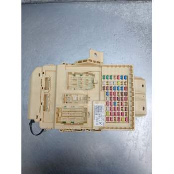 CAJA RELES / FUSIBLES 91953AT702 SG2HEV25MY 