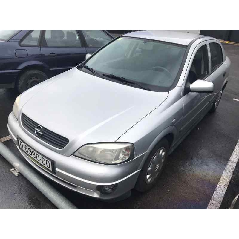 opel astra g berlina del año 1999