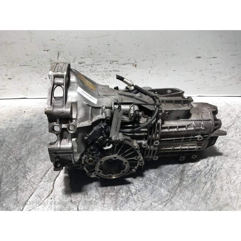 Recambio de caja cambios para audi a6 berlina (c4) 2.3 referencia OEM IAM CNX 25045 5V