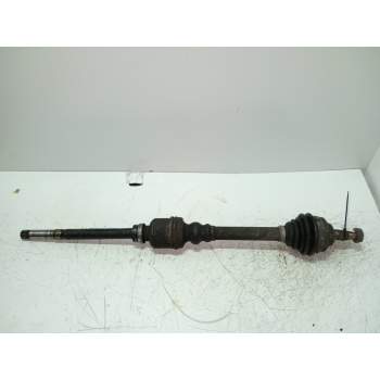 TRANSMISION DELANTERA DERECHA 19TD 1997