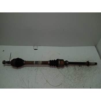 TRANSMISION DELANTERA DERECHA 16G 2001
