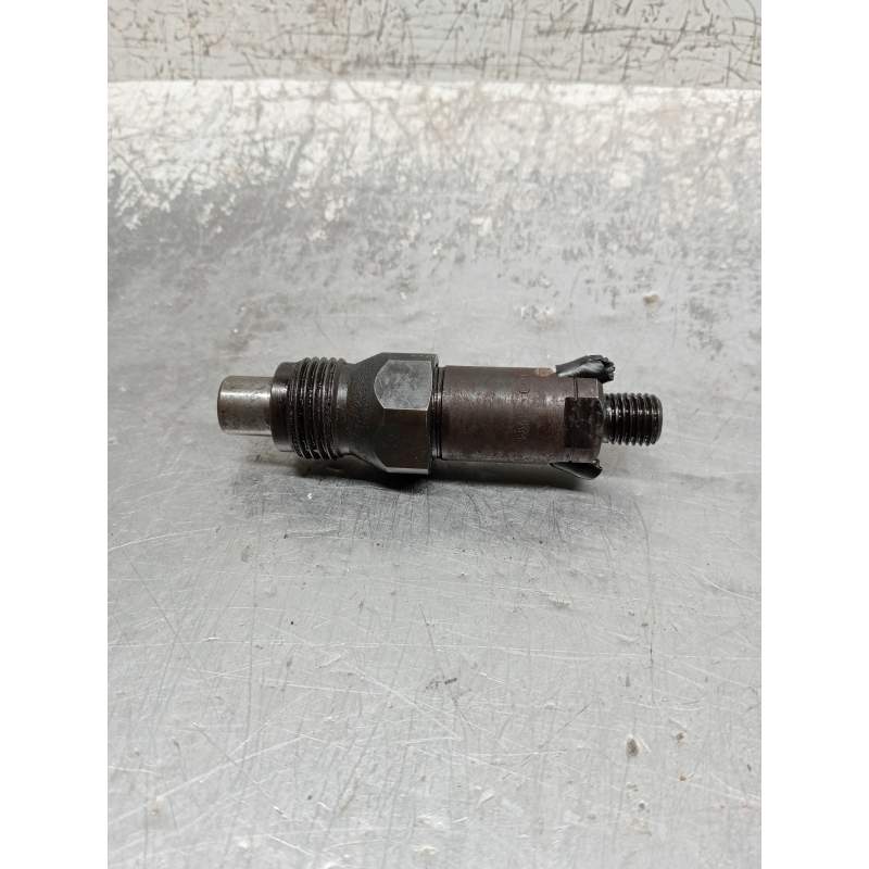 Recambio de inyector para citroën zx 1.9 d referencia OEM IAM LCR6735201D  LUCAS