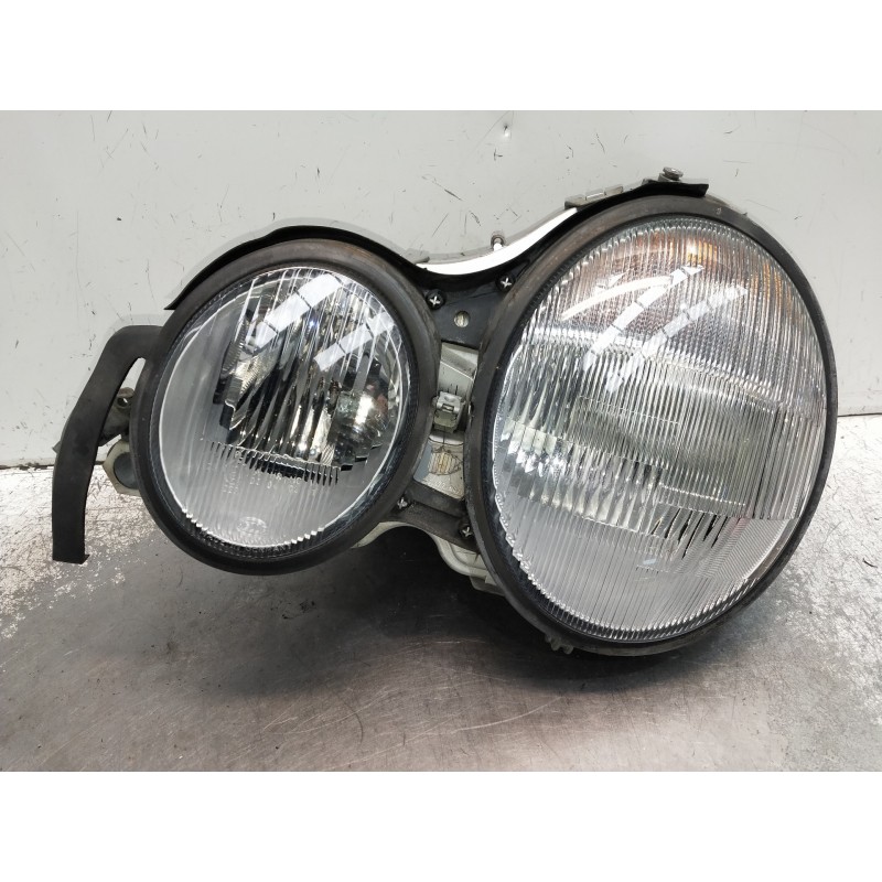 Recambio de faro izquierdo para mercedes clase e (w210) berlina diesel 220 diesel (210.004) referencia OEM IAM   