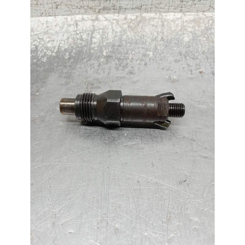 Recambio de inyector para citroën zx 1.9 d referencia OEM IAM LCR6735201D  LUCAS
