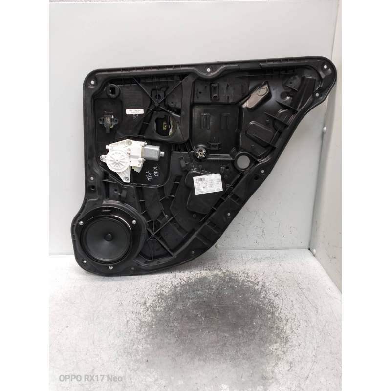 Recambio de elevalunas trasero derecho para mercedes-benz clase m (w166) referencia OEM IAM A1667300279 A2047601634 5P