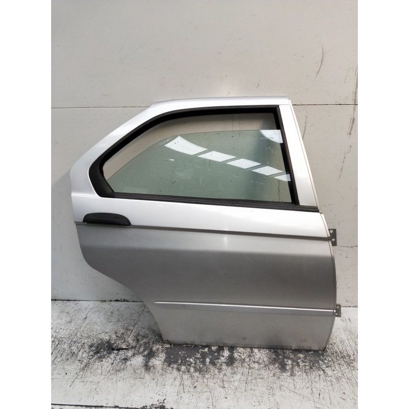 Recambio de puerta trasera derecha para alfa romeo 146 2.0 td l referencia OEM IAM   5P