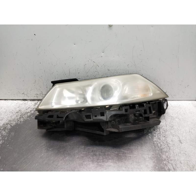 Recambio de faro izquierdo para renault megane ii berlina 5p referencia OEM IAM 8200412741F LUPA PARA PULIR 2006