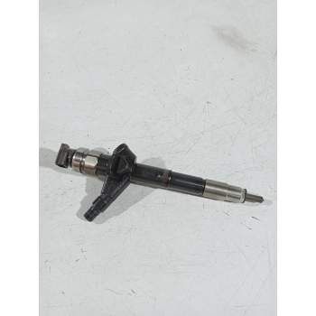 INYECTOR 16600MB40A DENSO 2006