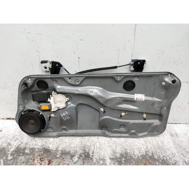 Recambio de elevalunas delantero derecho para volkswagen golf iv berlina (1j1) referencia OEM IAM 1J837756F 3P 1998