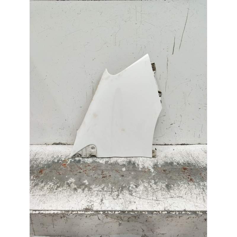 Recambio de aleta delantera derecha para iveco daily v furgoneta 29s13, 29l13, 35c13, 35s13, 40c13, 40s13 referencia OEM IAM   
