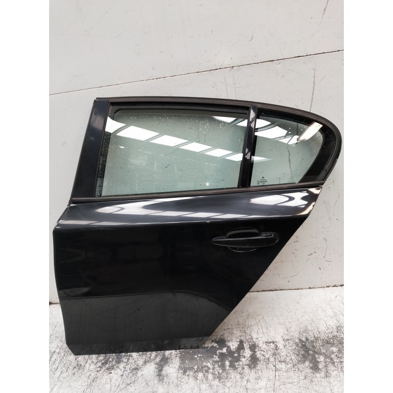 Recambio de puerta trasera derecha para bmw serie 1 berlina (e81/e87) 118d referencia OEM IAM   5P