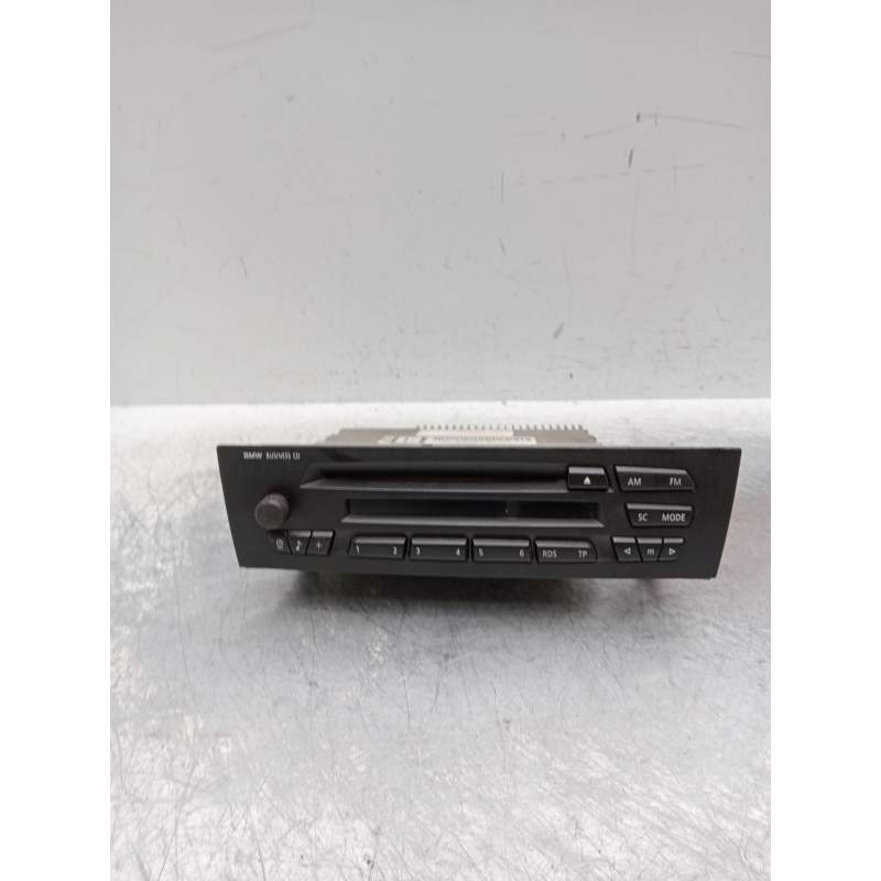 Recambio de sistema audio / radio cd para bmw 1 (e87) 118 d referencia OEM IAM 6952296 058390 6952296011 