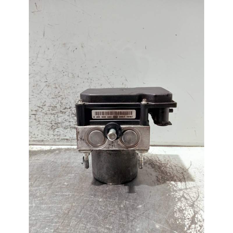 Recambio de abs para opel combo (corsa c) referencia OEM IAM 0265800443 0265231583 13182319