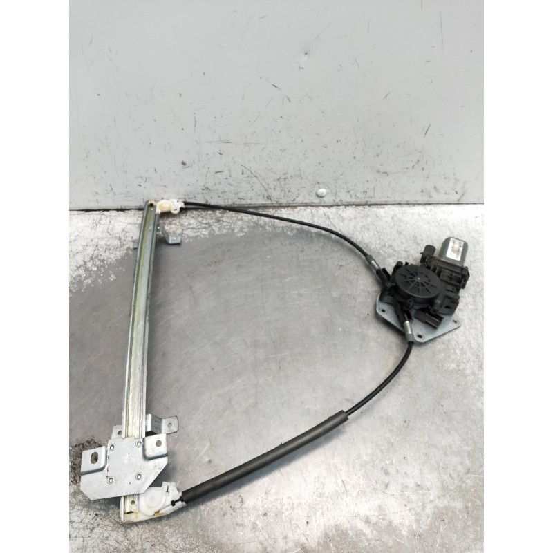 Recambio de elevalunas delantero izquierdo para ford fiesta berl./courier porto referencia OEM IAM D393700454500007  3P