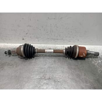 TRANSMISION DELANTERA IZQUIERDA 30681128 18G 2004