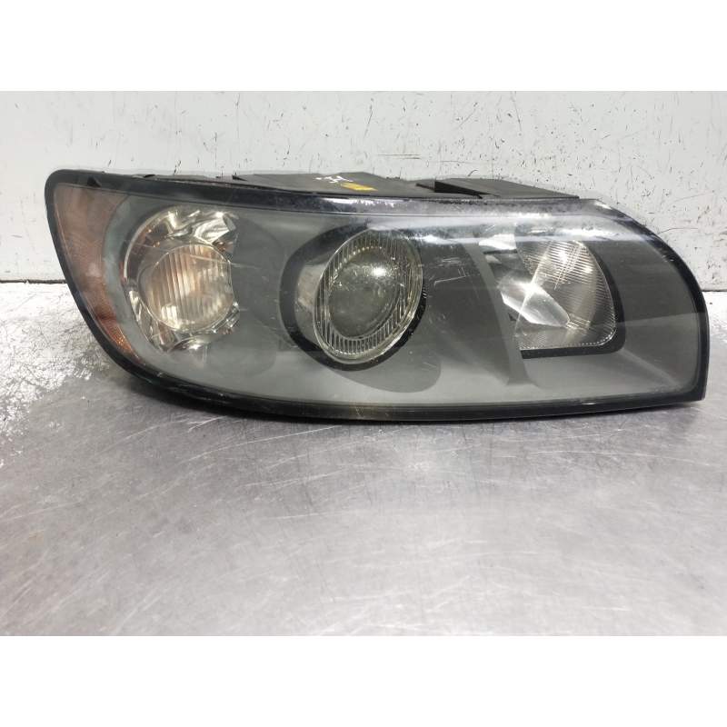 Recambio de faro derecho para volvo v50 familiar referencia OEM IAM 30698886 0301198204 2004