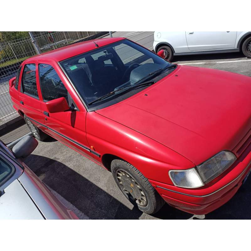 FORD ESCORT BERLINA/TURNIER