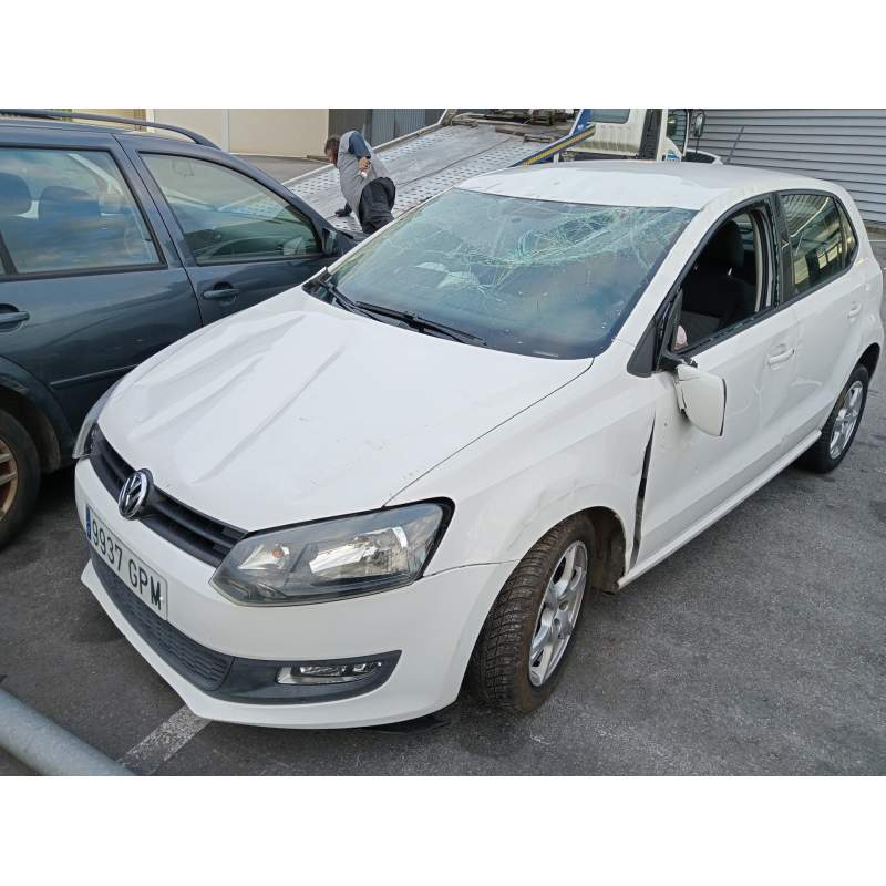 VOLKSWAGEN POLO (6R1)