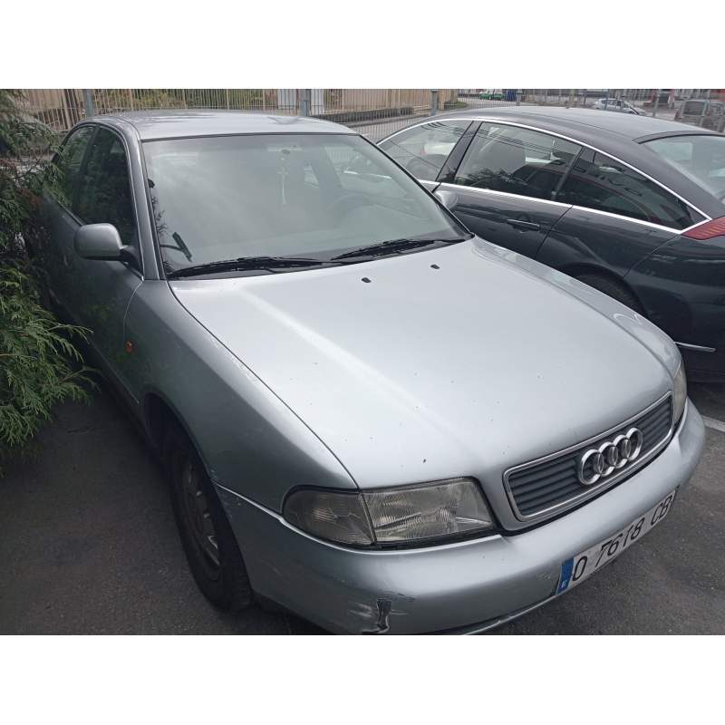 AUDI A4 BERLINA (B5)