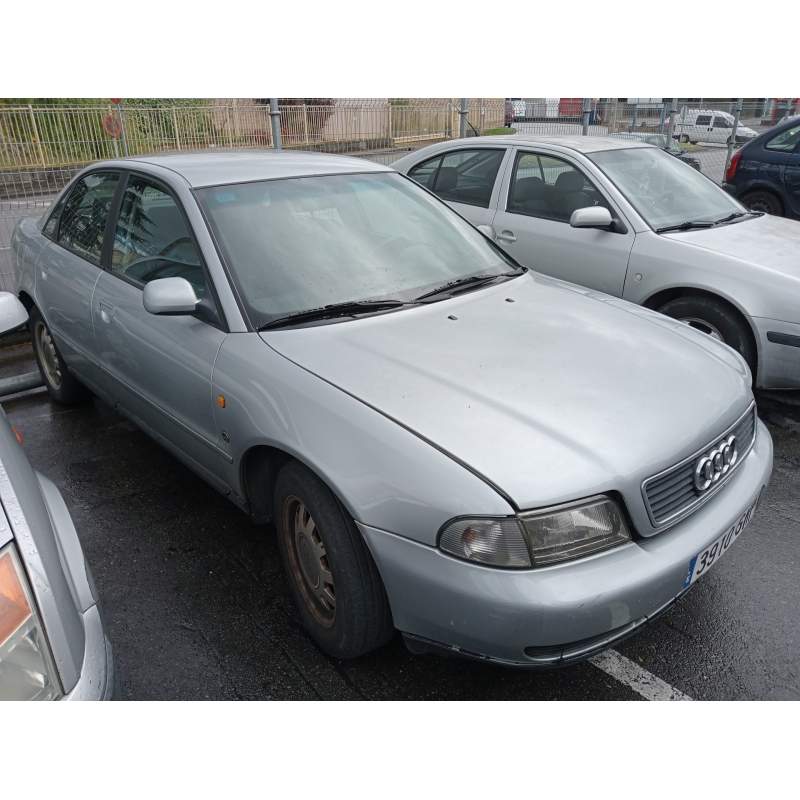 AUDI A4 BERLINA (B5)