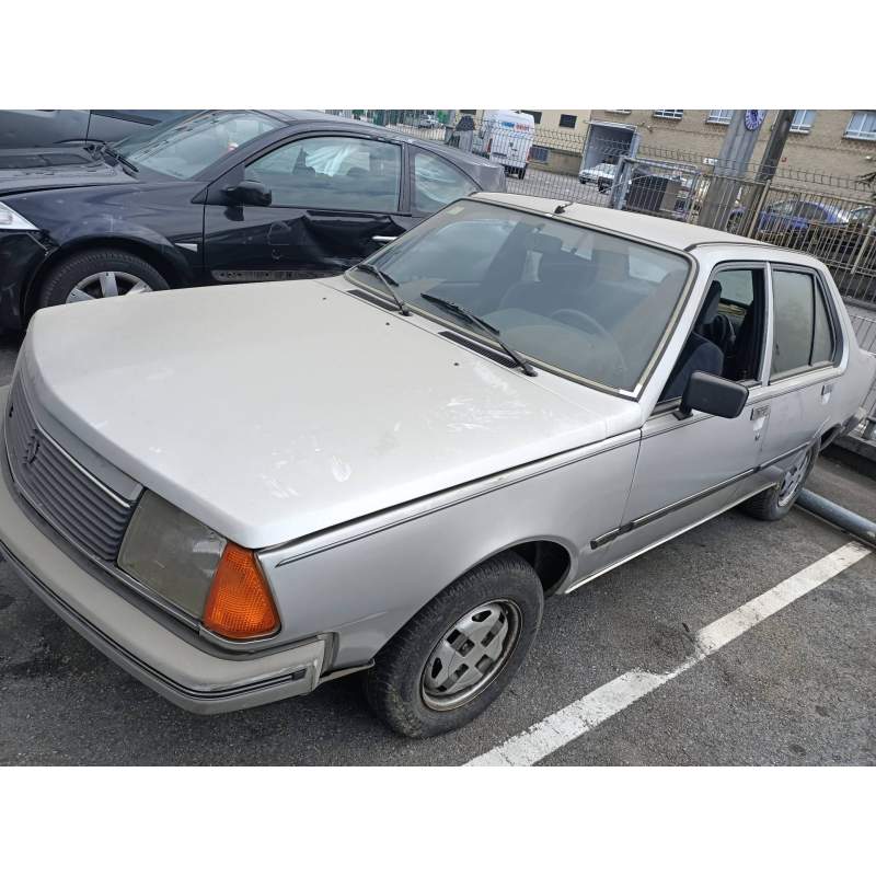 RENAULT 18