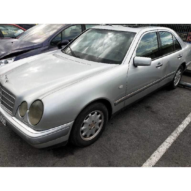 MERCEDES-BENZ CLASE E (W210) BERLINA DIESEL
