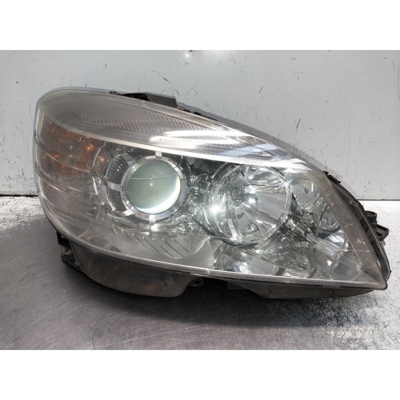 Recambio de faro derecho para mercedes clase c (w203) sportcoupe c 220 cdi (la) (203.708) referencia OEM IAM   