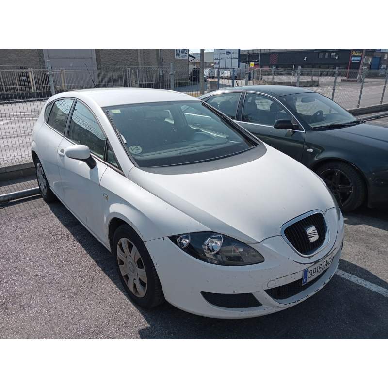 SEAT LEON (1P1)